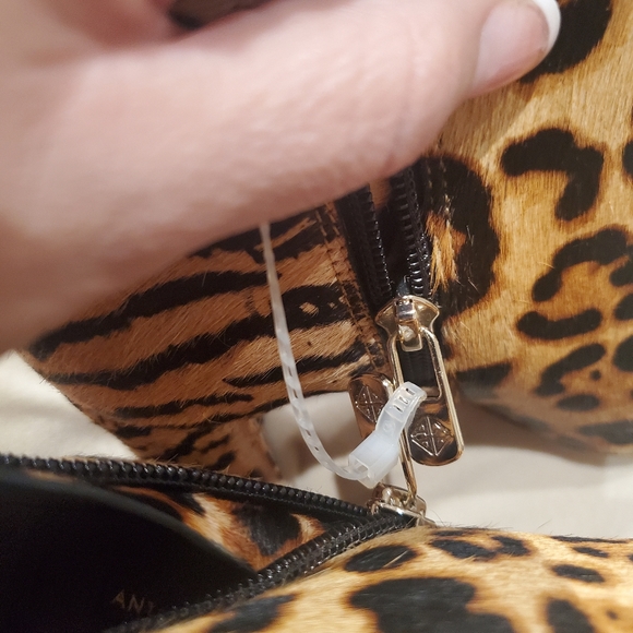 Antonio Melani Leopard Calf Hair Ankle Boots size6 - Picture 9 of 10